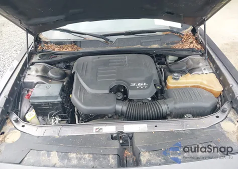 2013 Dodge Challenger Sxt z USA, uszkodzony, nr VIN 2C3CDYAG7DH648906